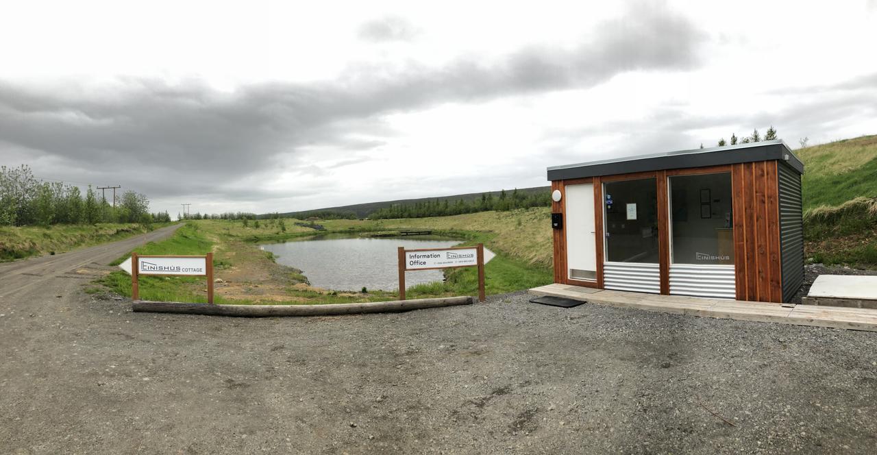 Einishus Cottages Laugar  Exterior photo